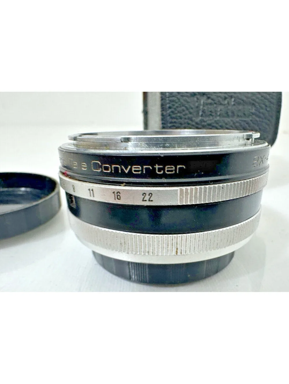 Vivitar Automatic Tele Converter 2X-4 FL-FD for Canon Manual Focus Lens w/ Case